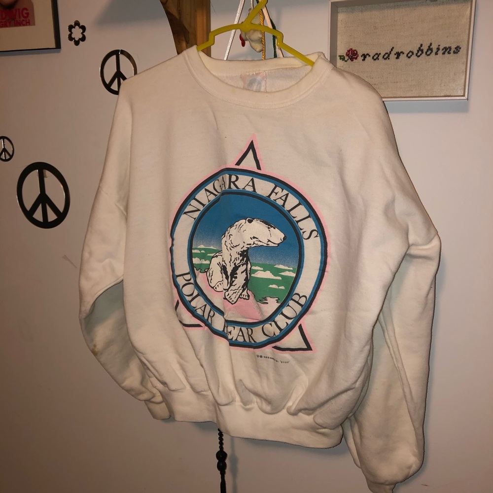 VINTAGE Niagara Falls Polar Bear Club Crewneck
